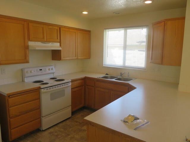 Building Photo - 3010 W Madison Ave