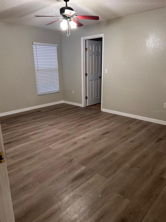 Building Photo - 669 Sierra Cir
