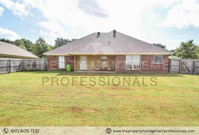 Building Photo - A wonderful home full of character!