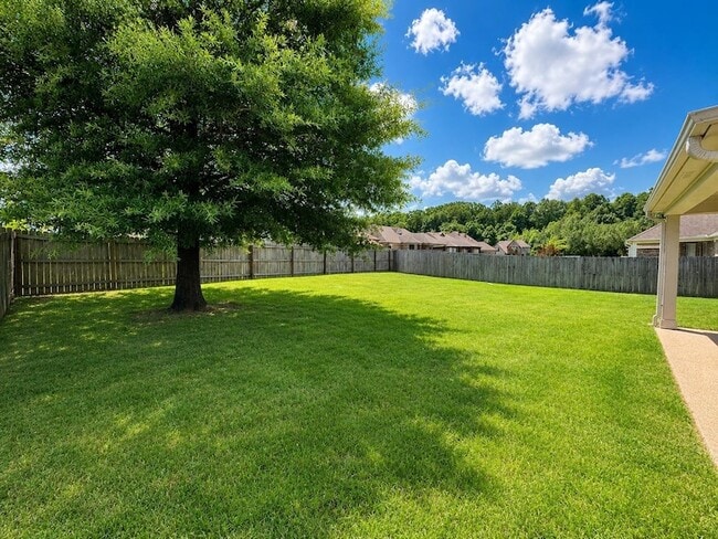 Building Photo - 1398 Sawmill Creek Ln