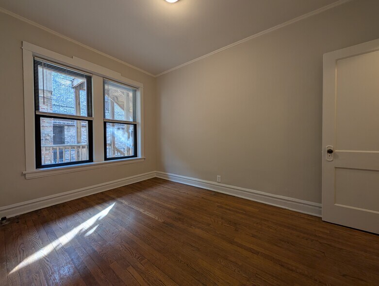 Building Photo - 2638 N Milwaukee Ave