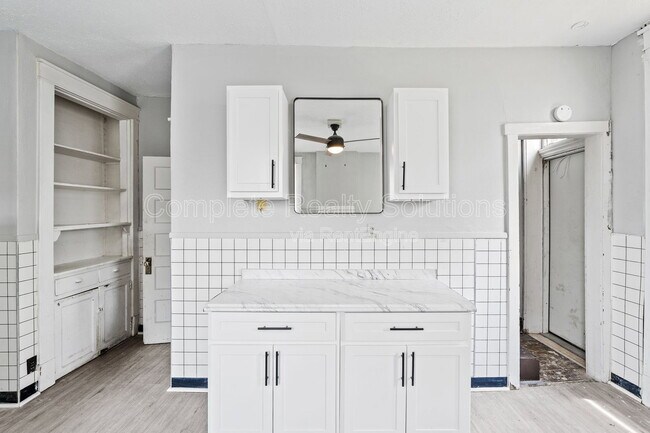Building Photo - 4222 S 38th St