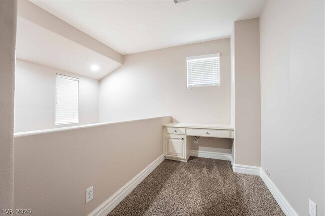 Building Photo - 220 Via Mezza Luna Ct