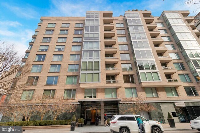 Building Photo - 1155 23rd St NW