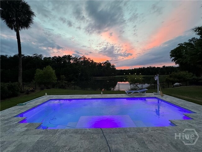 Building Photo - 437 Bear River Dr