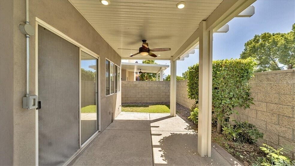 Building Photo - 28925 Cll Rivera