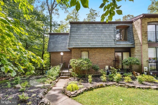 Building Photo - 8080 Inverness Ridge Rd