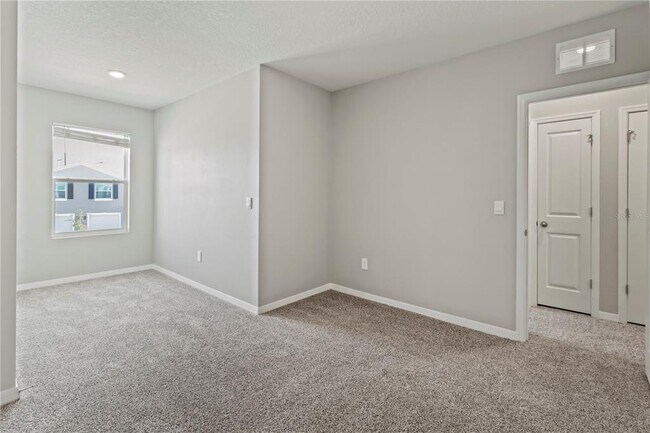 Building Photo - 17637 Crescent Moon Lp