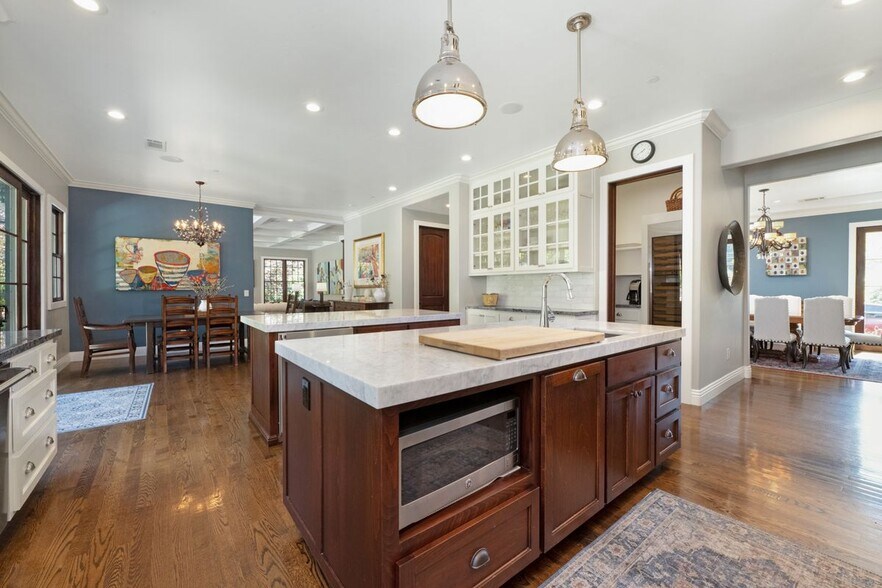 Building Photo - 3898 Happy Valley Rd