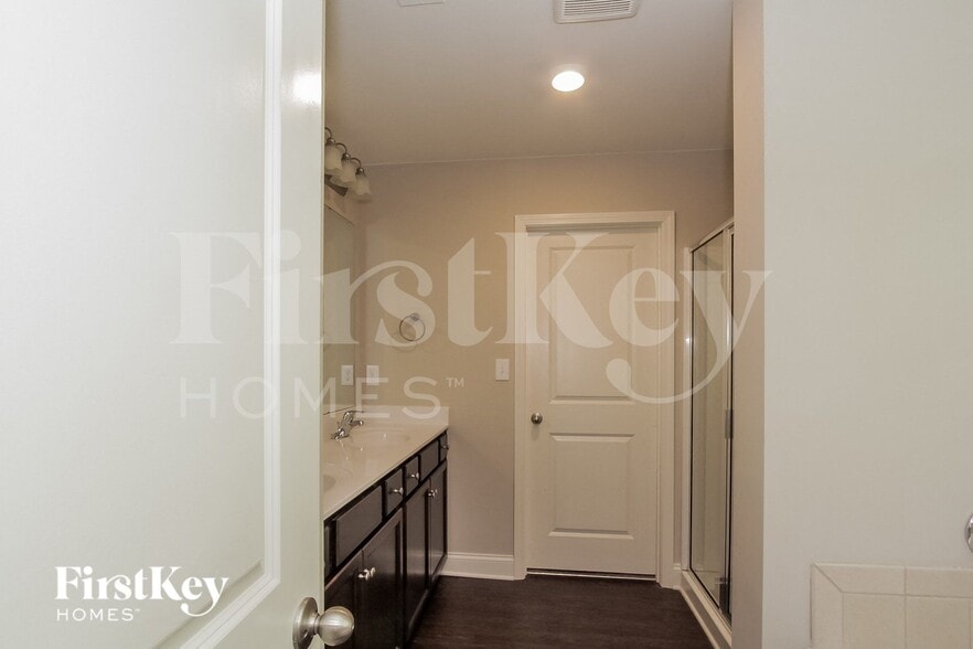 Building Photo - 9545 Blue Knoll Ct