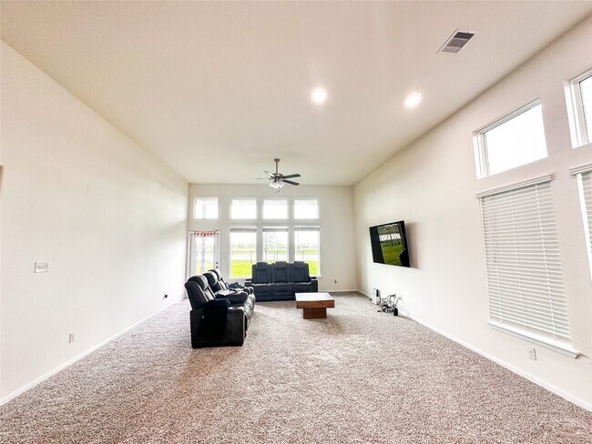 Building Photo - 10727 Amador Peak Dr