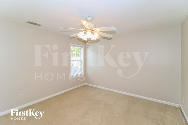 Building Photo - 4568 Park Ridge Pkwy