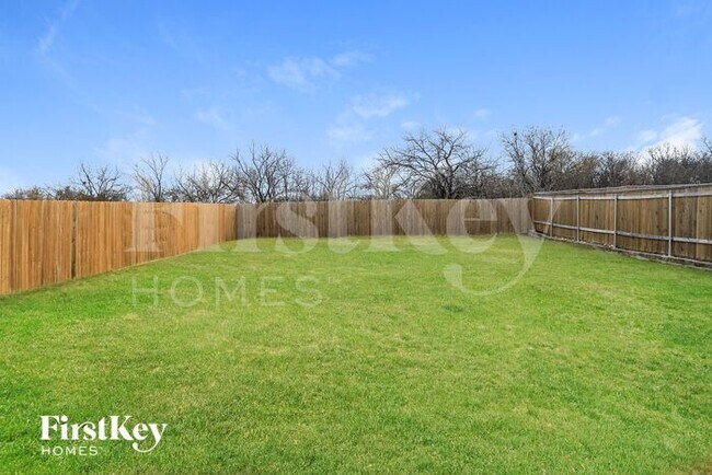 Building Photo - 5904 Garnet Hill Ln