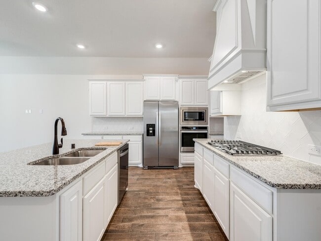 Building Photo - 3127 Maverick Dr