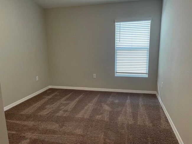 Building Photo - 4135 Gerbera Daisy Ave