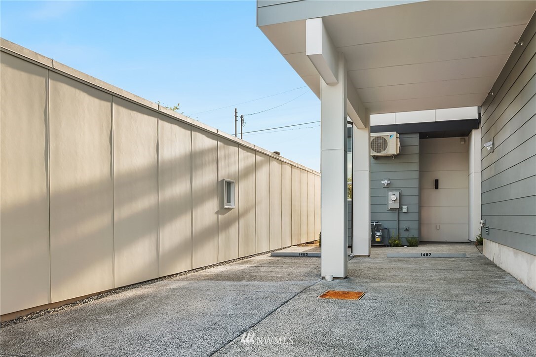 Building Photo - 1485 NW 73rd St