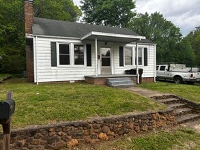 Building Photo - 125 Masonic Dr