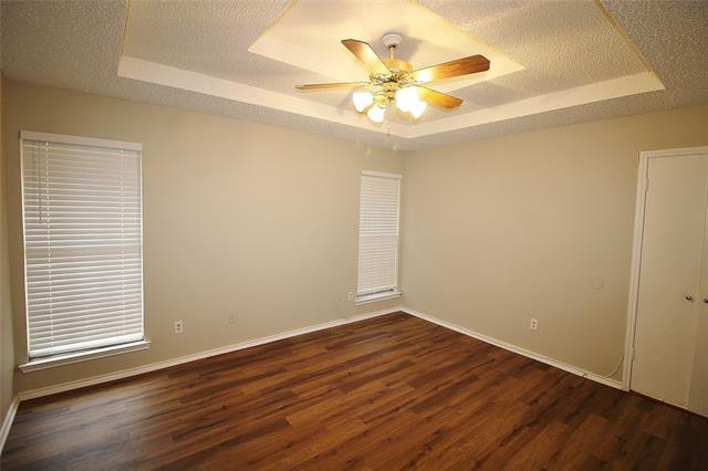 Building Photo - 2018 Garden Crest Ln