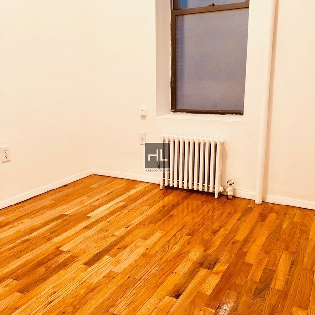 Building Photo - EAST 75 STREET