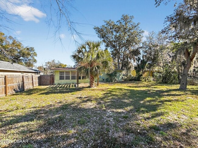 Building Photo - 632 Tarragona Way