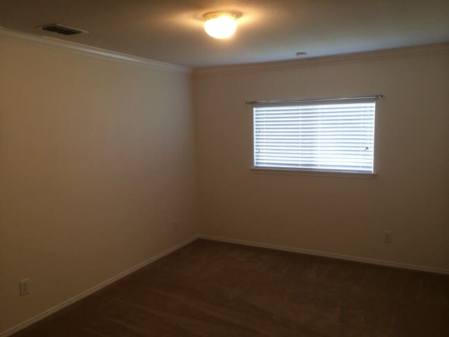 Building Photo - 16246 Stallion Ranch
