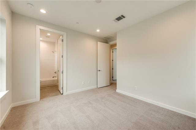 Building Photo - 4620 Munger Ave