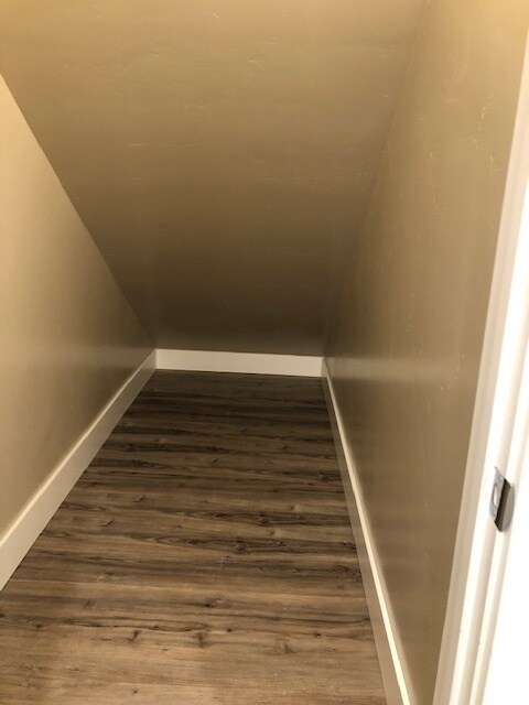 Building Photo - 584 2530 W