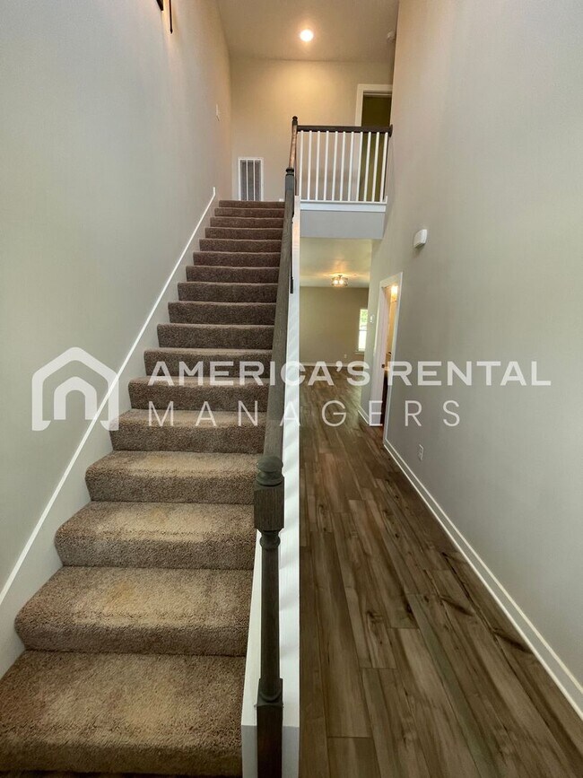 Building Photo - Home for Rent in Cullman, AL!! Available to view NOW!!! Sign a lease by 2/28 to receive HALF OFF ...