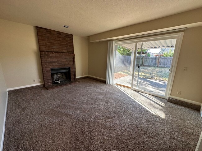 Building Photo - 16236 NW Lyndel Ln