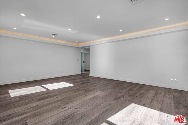 Building Photo - 9345 W Olympic Blvd