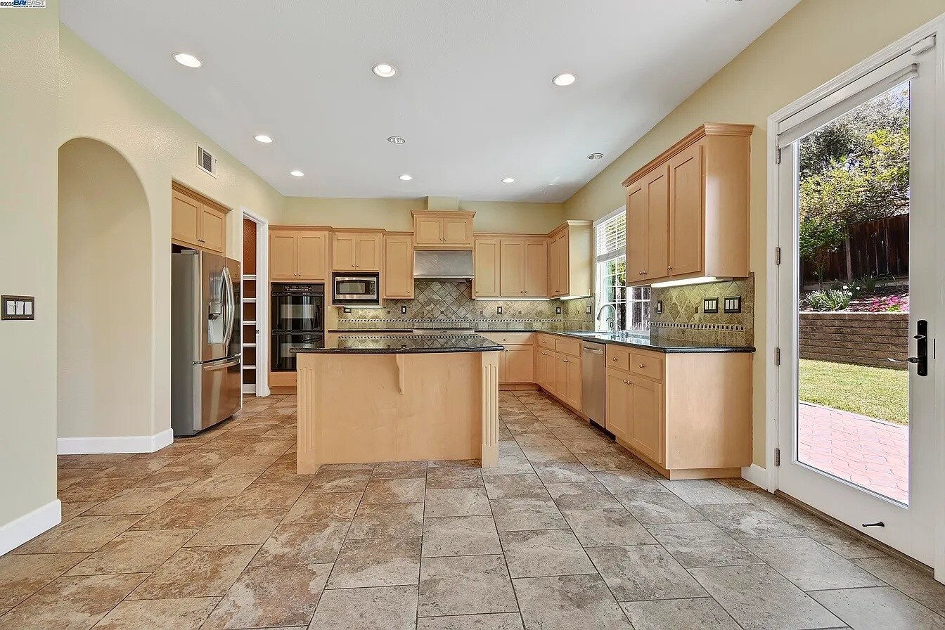 Building Photo - 3100 Tewksbury Way
