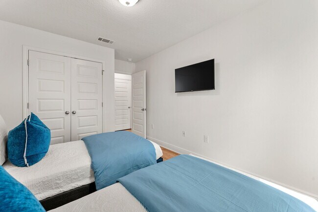 Building Photo - 183 Sandhill Pines Dr