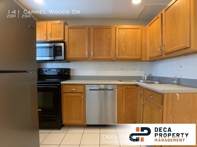 Building Photo - 2 Bedroom Condo