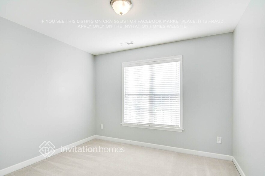 Building Photo - 100 White Cap Ln