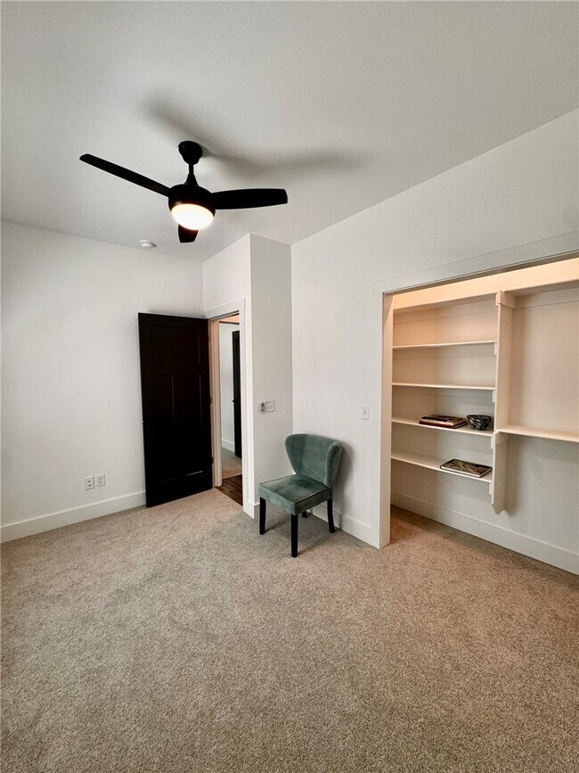 Building Photo - 8881 Williams Rd