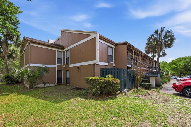 Building Photo - 8753 Como Lake Dr