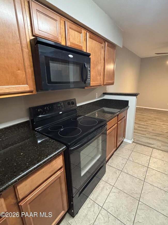 Building Photo - 8787 E Mountain View Rd