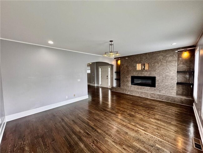 Building Photo - 2212 Ewell Park Dr NW