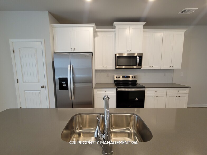 Building Photo - 82 Werner Brook Way SW