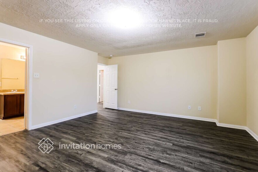 Building Photo - 2435 Gianna Way