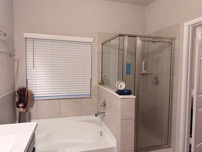 Building Photo - 6518 Castle Loch Ct