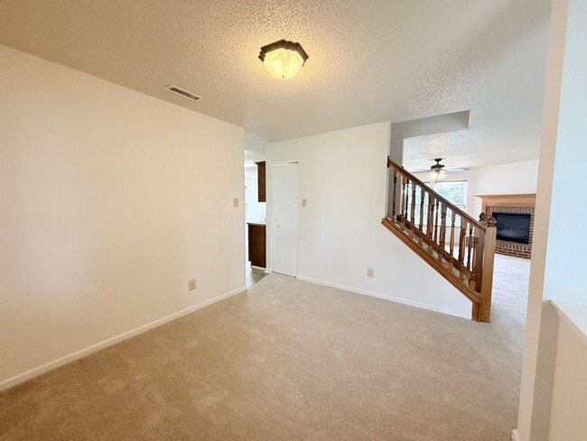 Building Photo - 1795 Feather Reed Ln