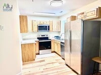Building Photo - 3389 Moubry Ln