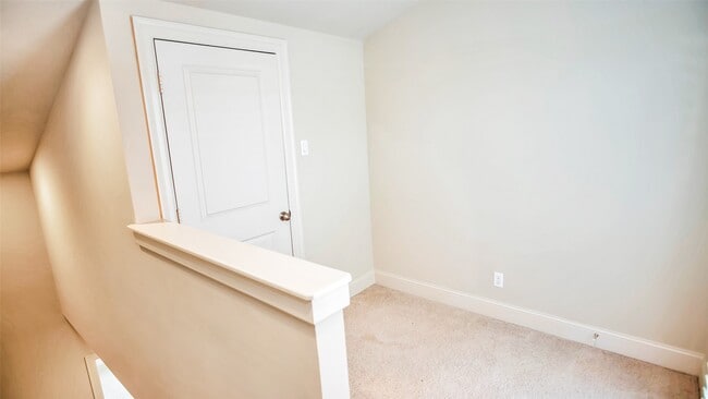 Building Photo - 1611 Silver St