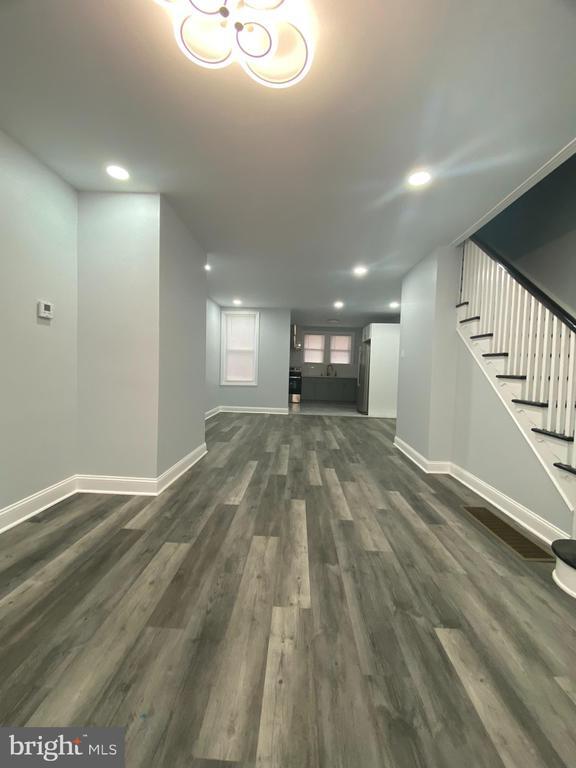 Building Photo - 6716 Cobbs Creek Pkwy