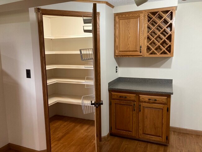 Building Photo - 221 S James St