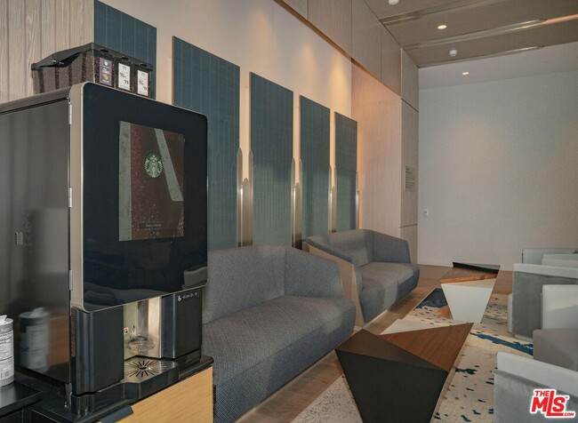 Building Photo - 877 Francisco St