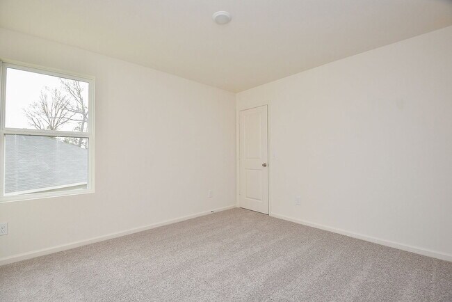 Building Photo - 3603 Admiralty Dr