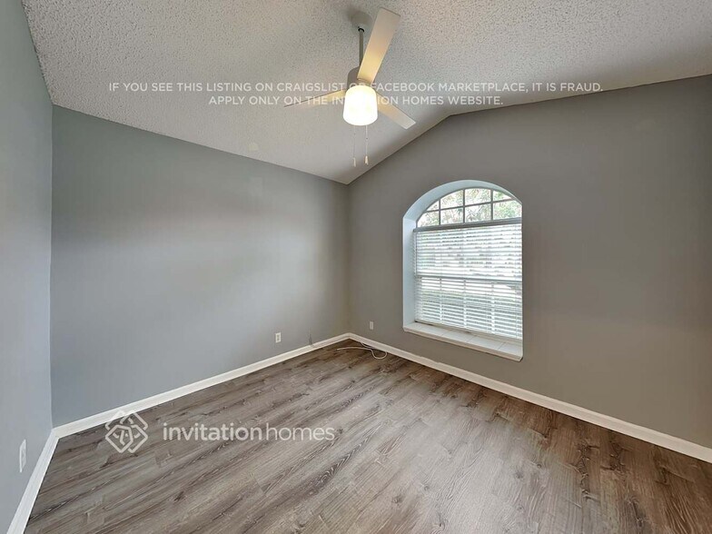 Building Photo - 7567 Stirling Bridge Blvd N