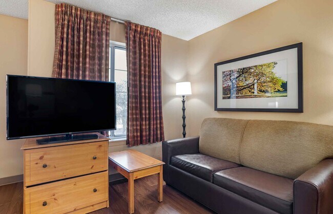 Building Photo - Furnished Studio-Los Angeles - Monrovia